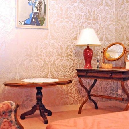1 Bedroom House 20Min Walk To Centre In 图尔尼 外观 照片
